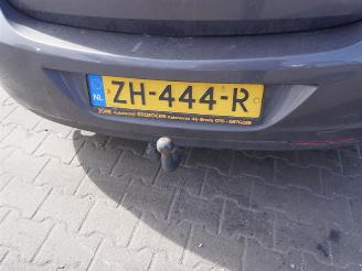 Opel Astra 1.6 16v picture 5