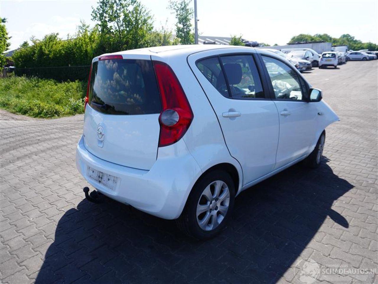 Opel Agila 1.2 12v