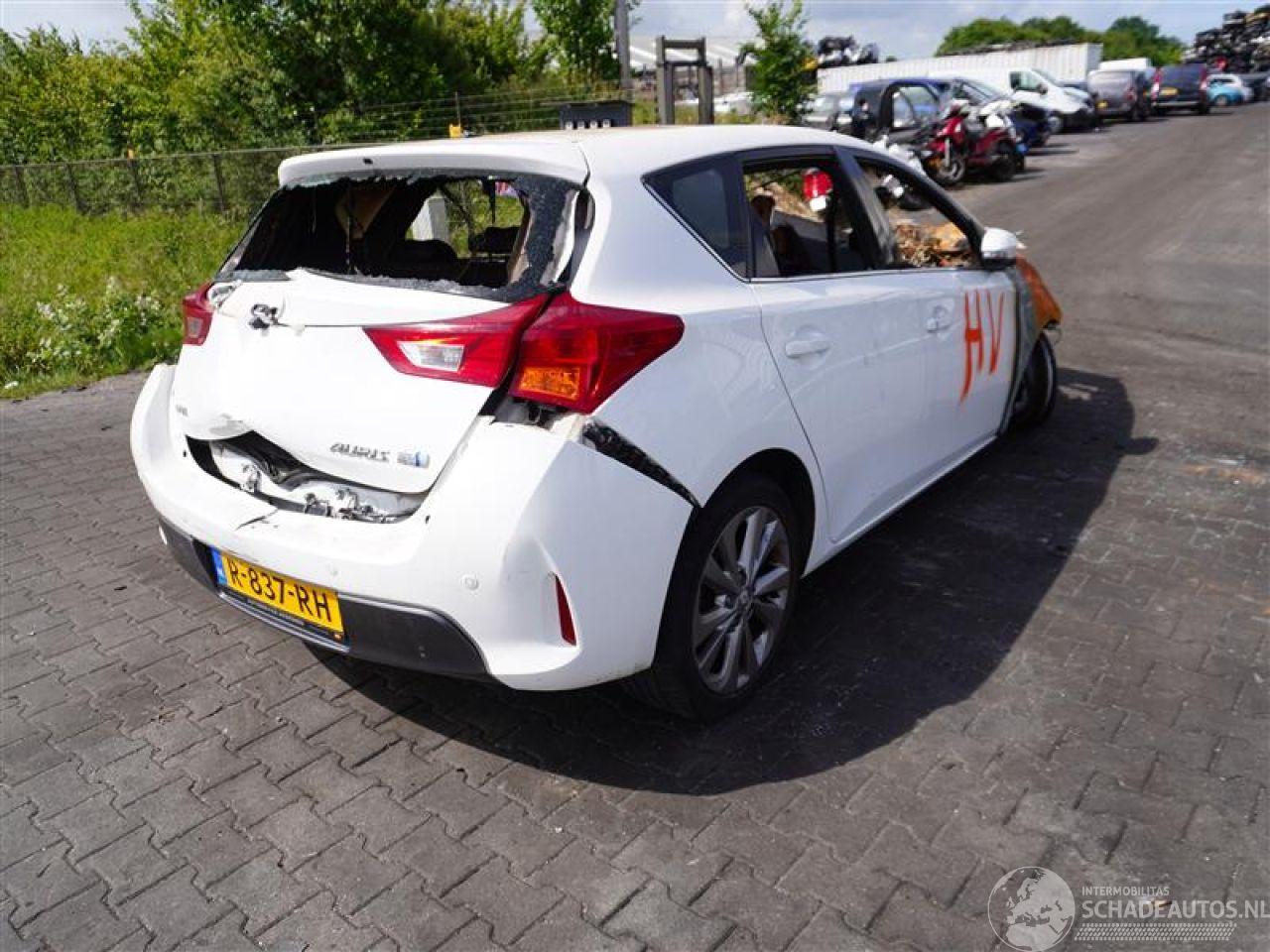 Toyota Auris 1.8 Hybrid