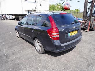 Kia Cee d Sporty Wagon 1.4 picture 2