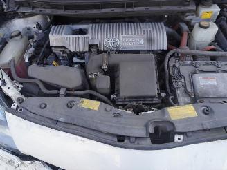 Toyota Prius 1.8 16v Plug in picture 9
