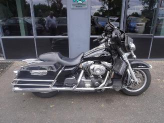 krockskadad bil motor Harley-Davidson  FLHTCUI 2001/5