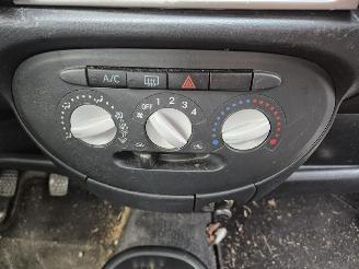 Daihatsu Trevis 1.0 12V picture 6