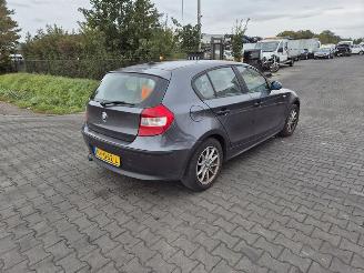 Vrakbiler auto BMW 1-serie 1.6 16V 2005/4