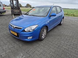 Hyundai I-30 1.4 16V picture 3