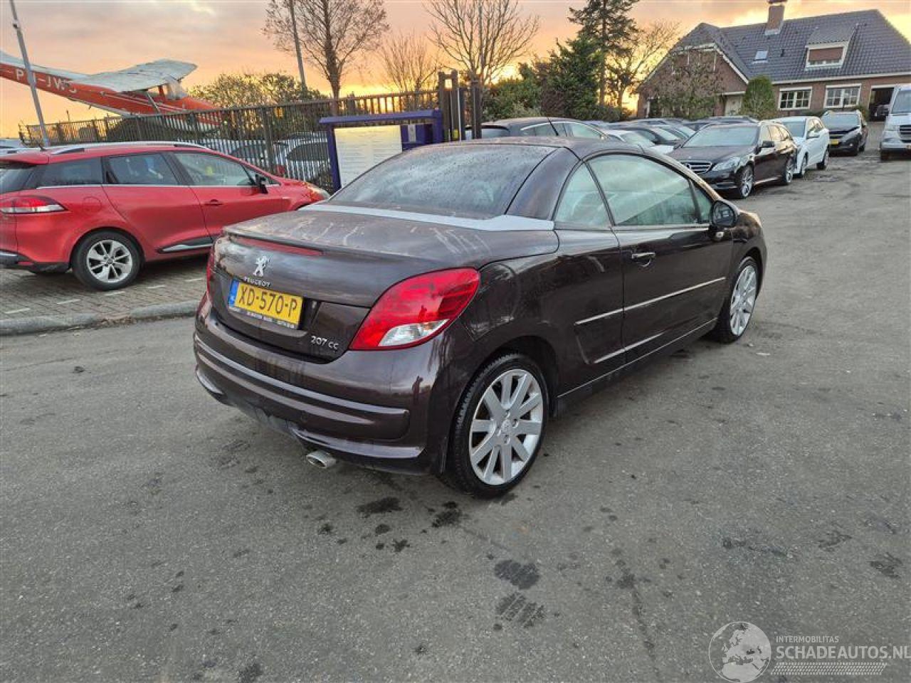 Peugeot 207 CC 1.6 HDiF