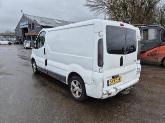 Renault Trafic 1.9 dCi picture 2