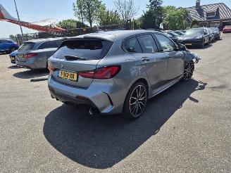 damaged passenger cars BMW 1-serie 120 i 2023/9