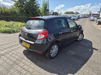 Sloopauto Renault Clio 1.2 Tce 2011/9