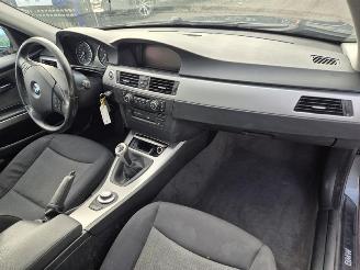 BMW 3-serie 320i picture 14