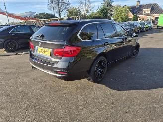 Coche accidentado BMW 3-serie 320i Touring 2018/4