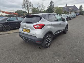 damaged passenger cars Renault Captur 0.9 TCe 2014/6