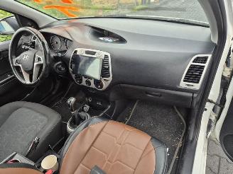 Hyundai I-20 1.2 picture 5