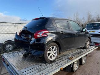 Peugeot 208 208 I (CA/CC/CK/CL), Hatchback, 2012 / 2019 1.2 Vti 12V PureTech 82 picture 4