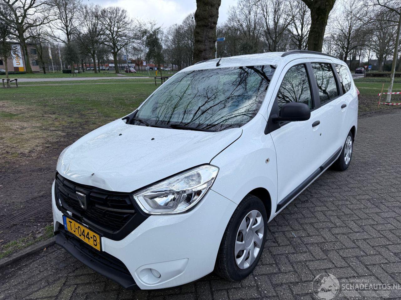Dacia Lodgy 85 kW (116 PK)  1199 cc.