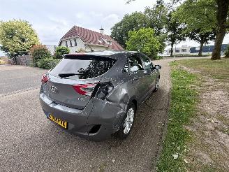 Hyundai I-30 99 kW (135 PK)  1591 cc. picture 5