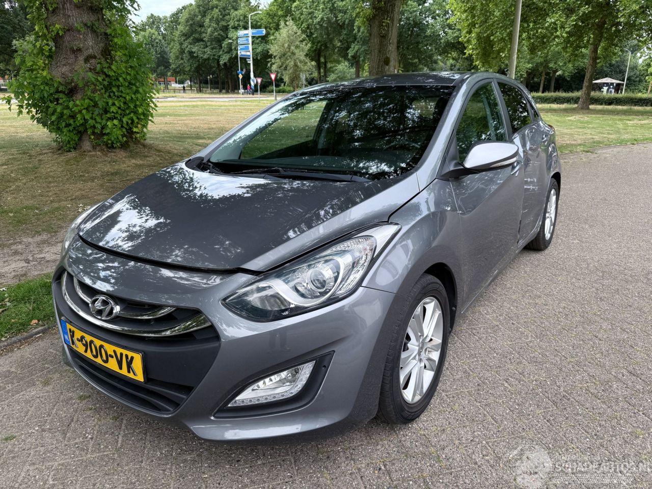 Hyundai I-30 99 kW (135 PK)  1591 cc.