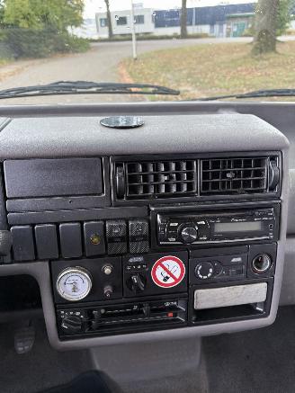 Volkswagen Transporter  picture 13