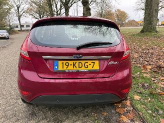 Ford Fiesta  picture 4