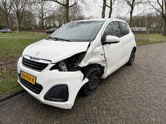 Coche accidentado Peugeot 108  2015/1