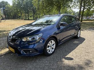 Coche accidentado Renault Mégane  2018/1