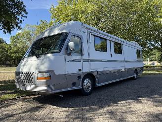 krockskadad bil camper Chevrolet  Spartan London aire 1996/3