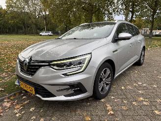 skadebil auto Renault Mégane  2022/1