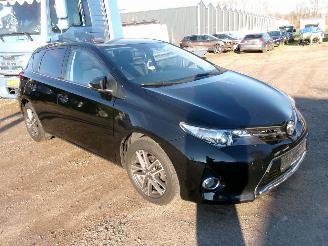 Toyota Auris 1.4   D4D Dynamic 5 Drs HB picture 5