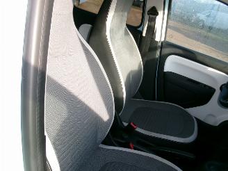 Renault Twingo 1.0 Limited - Automaat picture 19