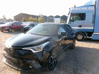 krockskadad bil auto Toyota C-HR 1.2 C-Hic 2017/2