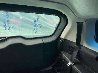 Mazda 5 Automaat Aangepast met Stuurbediening 2.0 Katano vaste prijs picture 21