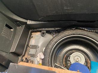 Mazda 5 Automaat Aangepast met Stuurbediening 2.0 Katano vaste prijs picture 23
