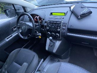 Vaurioauto  passenger cars Mazda 5 Automaat Aangepast met Stuurbediening 2.0 Katano vaste prijs 2010/8