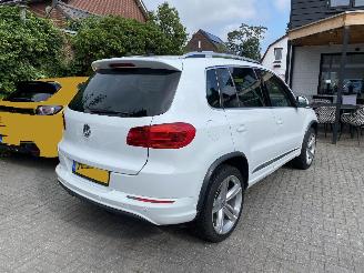 Volkswagen Tiguan 4Motion 1.4 TSi Sport&Style R-line Edition.pano/leer picture 5