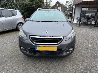 Peugeot 2008 Automaat 1.2 PureTech Blue Lion picture 5