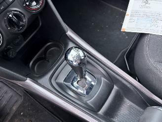 Peugeot 2008 Automaat 1.2 PureTech Blue Lion picture 16