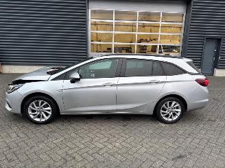 Opel Astra 1.2 Turbo 12V Combi/o  Benzine 1.199cc 81kW (110pk) FWD picture 2