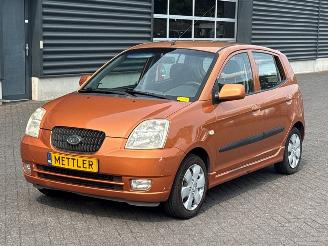 Schadeauto Kia Picanto 1.0 12V Hatchback  Benzine 999cc 45kW (61pk) FWD 2005/6