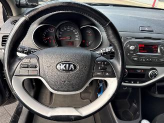 Kia Picanto 1.0 12V Hatchback  Benzine 998cc 49kW (67pk) FWD picture 15