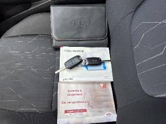 Kia Picanto 1.0 12V Hatchback  Benzine 998cc 49kW (67pk) FWD picture 24