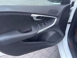Volvo V-40 1.6 T2 GTDi 16V Hatchback 4Dr Benzine 1.596cc 88kW (120pk) FWD picture 26