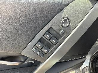 BMW 5-serie 523i 24V Combi/o  Benzine 2.497cc 130kW (177pk) RWD picture 25