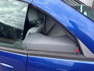 Mitsubishi Colt 1.5 16V Cabrio  Benzine 1.499cc 80kW (109pk) FWD picture 22