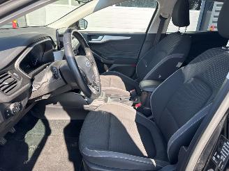 Ford Focus 1.0 Ti-VCT EcoBoost 12V 100 Combi/o  Benzine 999cc picture 14