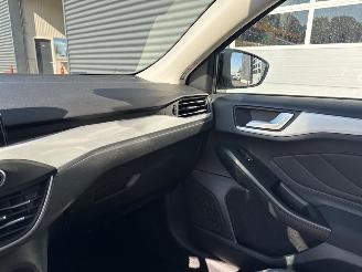 Ford Focus 1.0 Ti-VCT EcoBoost 12V 100 Combi/o  Benzine 999cc picture 29