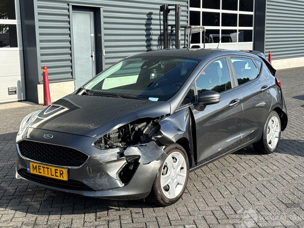Ford Fiesta 1.1 Ti-VCT 12V 85 Hatchback  Benzine 1.084cc 63kW (86pk) FWD