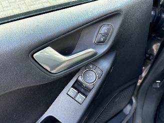 Ford Fiesta 1.1 Ti-VCT 12V 85 Hatchback  Benzine 1.084cc 63kW (86pk) FWD picture 12