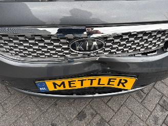 Kia Venga 1.4 CVVT 16V MPV  Benzine 1.396cc 66kW (90pk) FWD picture 25