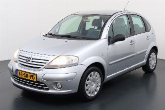 Unfallwagen Citroën C3 1.4 Hatchback 4Dr Benzine 1.360cc 54kW (73pk) FWD 2003/6