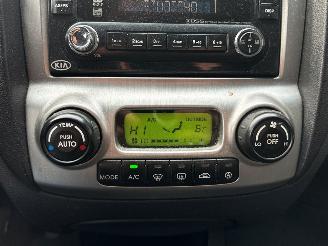 Kia Sportage 2.0 CVVT 16V 4x2 Jeep/SUV  Benzine 1.975cc 104kW (141pk) FWD picture 14